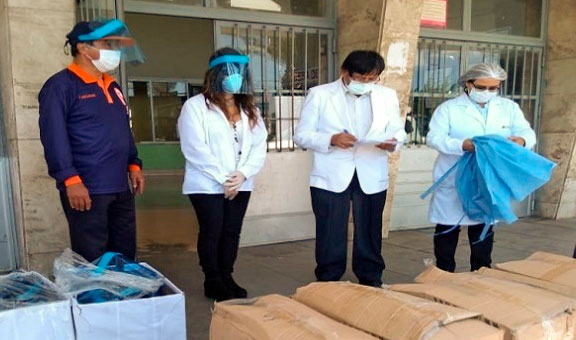 Donan a hospitales de Arequipa